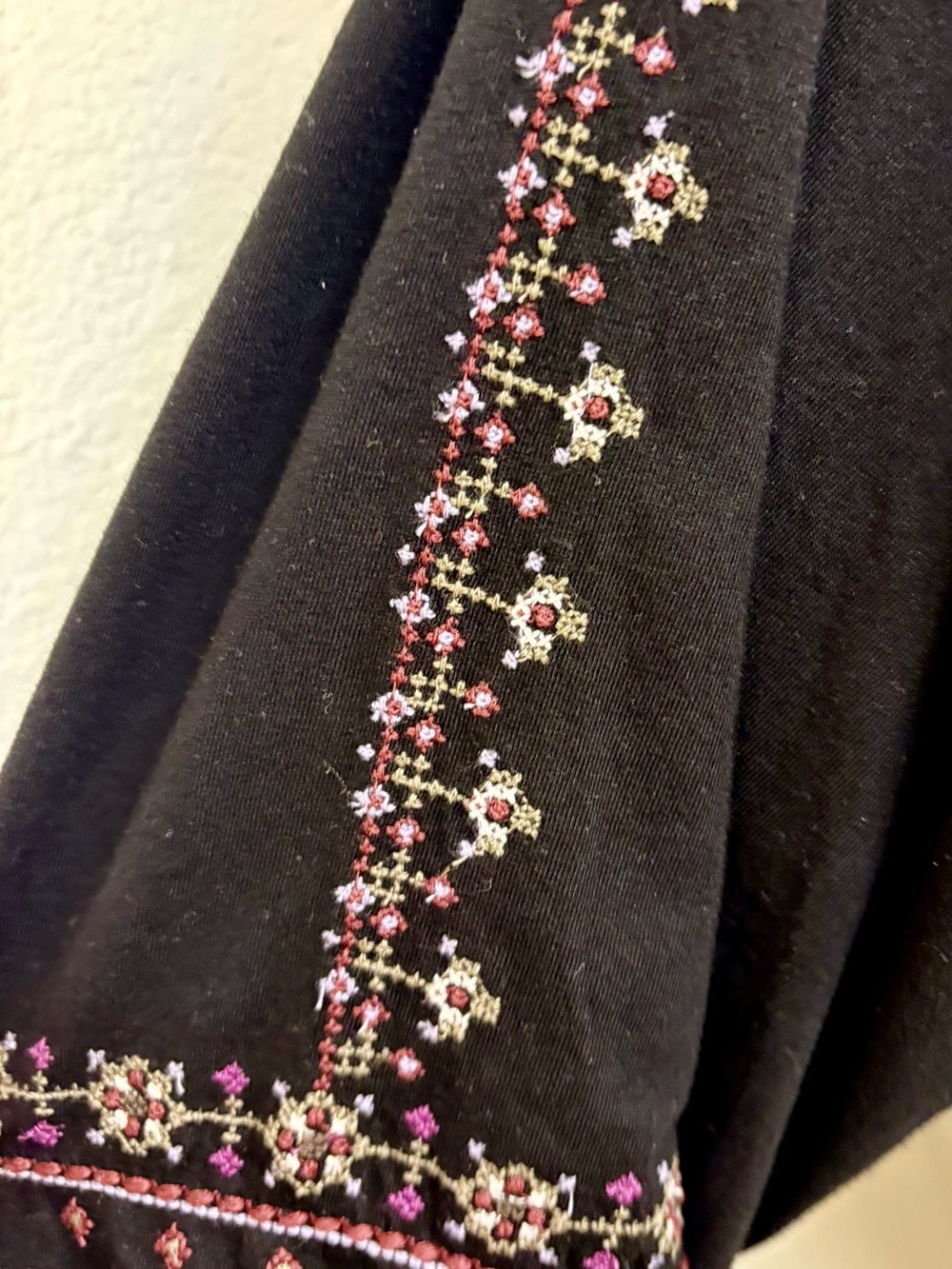 J. Jill Black Long-Sleeve Embroidered Peasant Top with Pink and Cream Accents - Picture 4 of 5